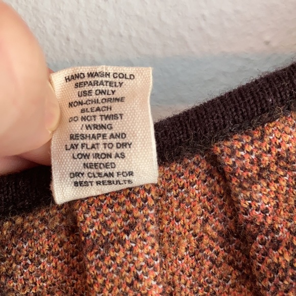 Anthro Moth Peplum Top - Picture 8 of 9